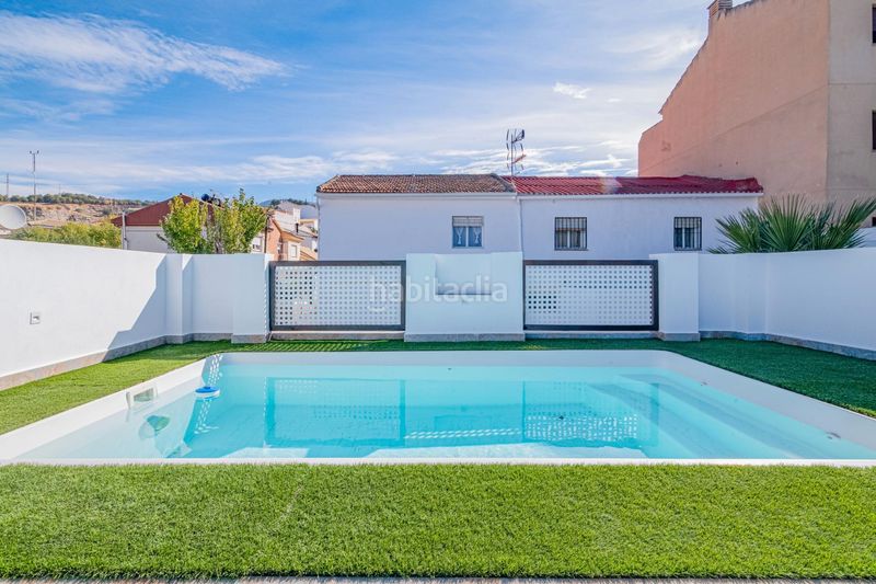 Foto 8d088e88-b18e-4daa-9f89-958cd448ed48. Chalet villa oasis en Cájar