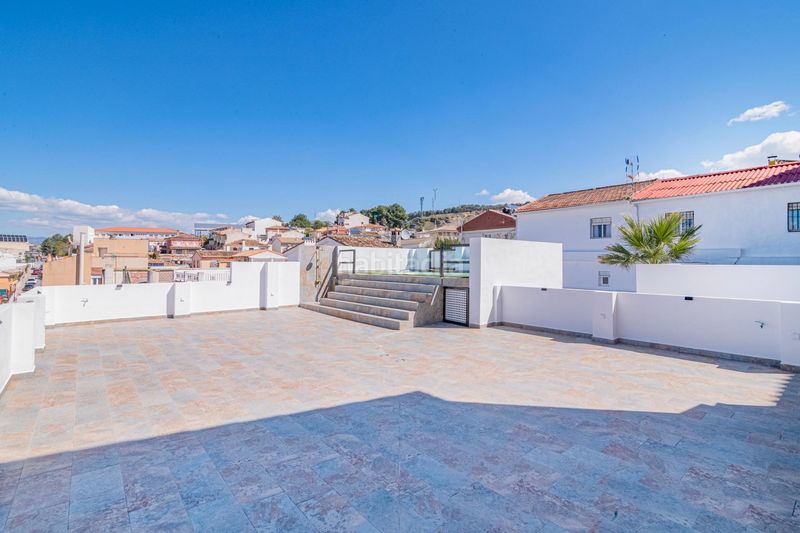 Foto 8e118fee-90b5-4d28-875a-5a572745fcdc. Chalet villa oasis en Cájar