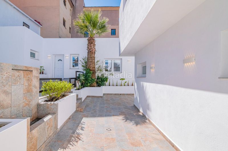 Foto b5c9959c-7519-4a80-8781-3e6c8fa313cd. Chalet villa oasis en Cájar