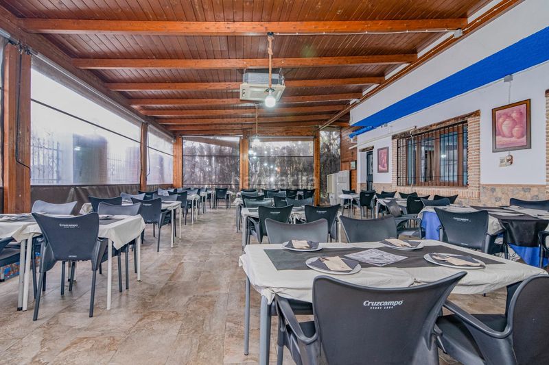 Foto f73d77bb-7a16-4100-ac97-2a5231833c83. Xalet a Ogíjares