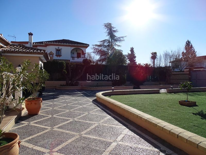 Foto 11e8a1b4-eb4b-4329-94f2-ebee593f86d6. Xalet amb aparcament piscina a Atarfe