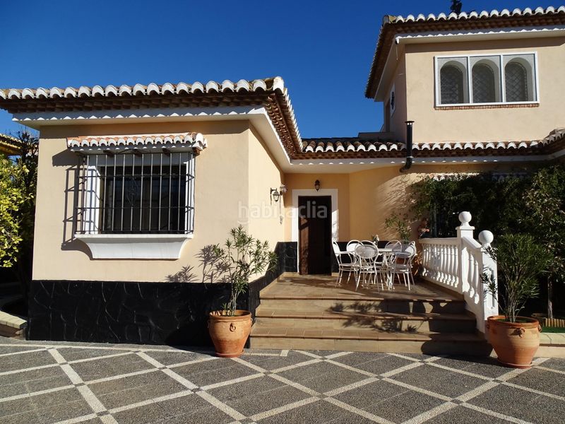 Foto 4175405c-7e4f-46c3-8f17-224c04457e37. Xalet amb aparcament piscina a Atarfe