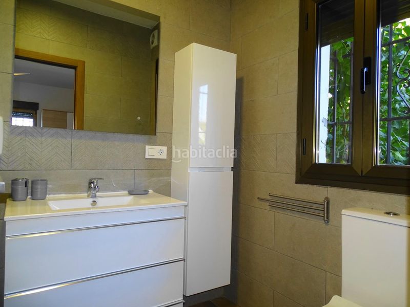 Foto 5ea8ff57-f27b-440d-8057-369215a0a110. Xalet amb aparcament piscina a Atarfe