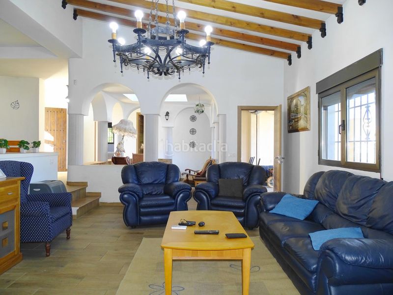 Foto 94624607-fb85-4ab5-a76d-a3e00df4c526. Xalet amb aparcament piscina a Atarfe