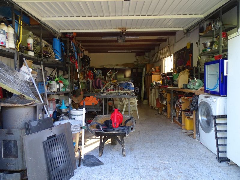 Foto 9c4bb663-6cd5-4be0-b318-333e4ac31f25. Xalet amb aparcament piscina a Atarfe