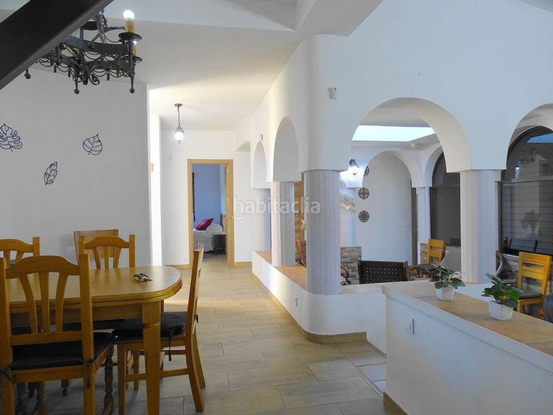 Foto ad9d9c6a-1193-4a4a-b93e-2552b71787bf. Xalet amb aparcament piscina a Atarfe