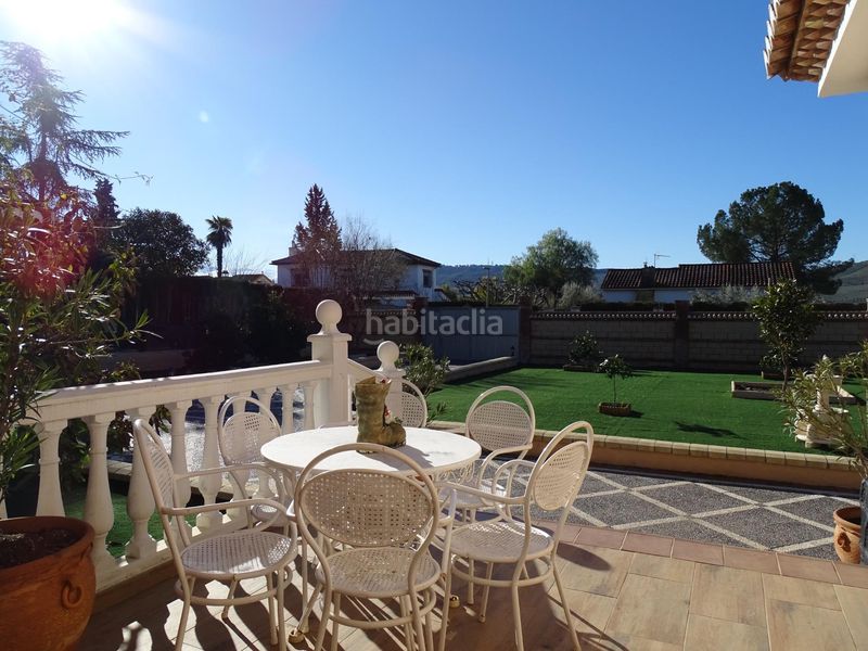 Foto b3820f15-3dc8-4f65-9f05-eff0c6835cda. Xalet amb aparcament piscina a Atarfe