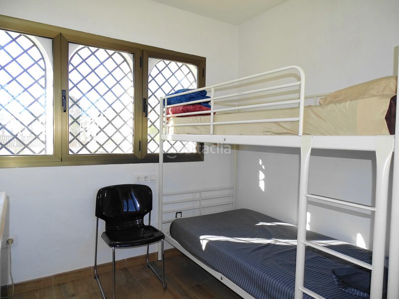 Foto c4313bd9-64ae-4c28-ba3d-f1642f089579. Xalet amb aparcament piscina a Atarfe