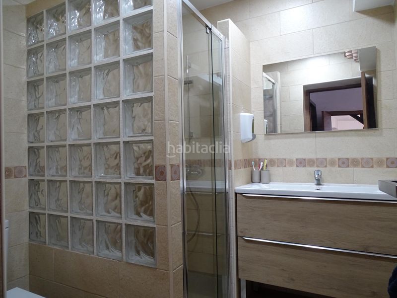 Foto c63e75ea-a6de-4448-b4f3-792294f5777f. Xalet amb aparcament piscina a Atarfe