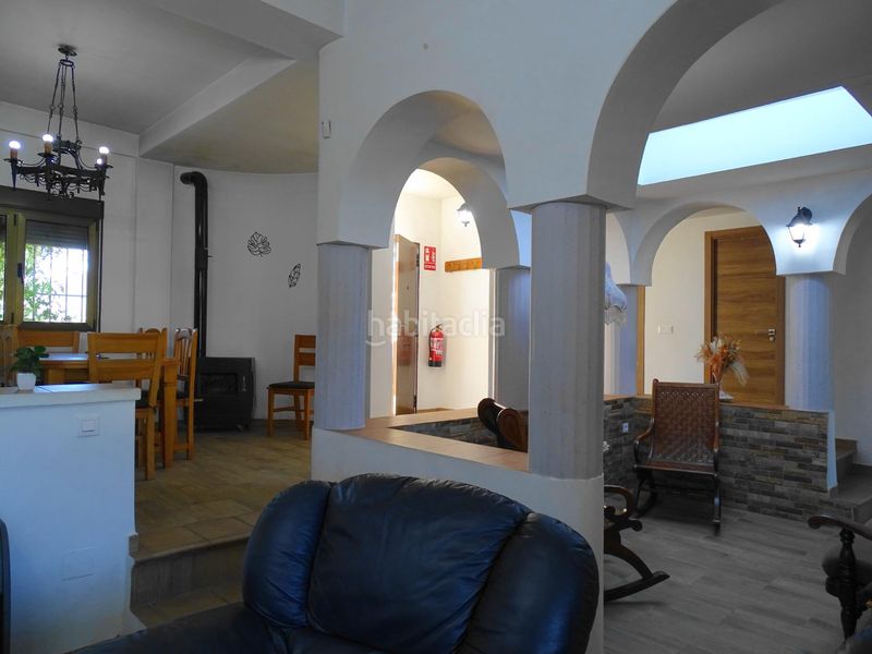 Foto d4517b63-c2d2-4c5a-a5f2-c5889e8e47c7. Xalet amb aparcament piscina a Atarfe