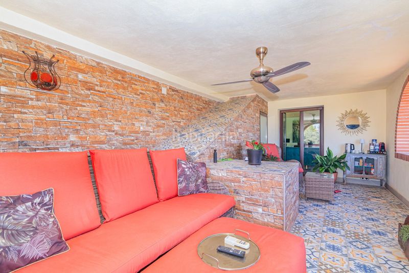 Foto 132740da-6405-47ca-8bdc-0be86a226932. Xalet amb aparcament a Gójar