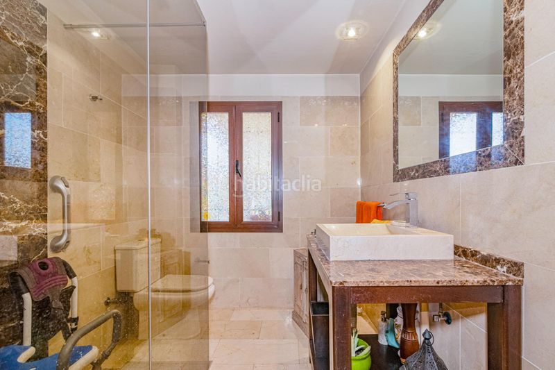 Foto 2886a08a-7f8a-4d28-bda6-099439358756. Xalet amb aparcament a Gójar