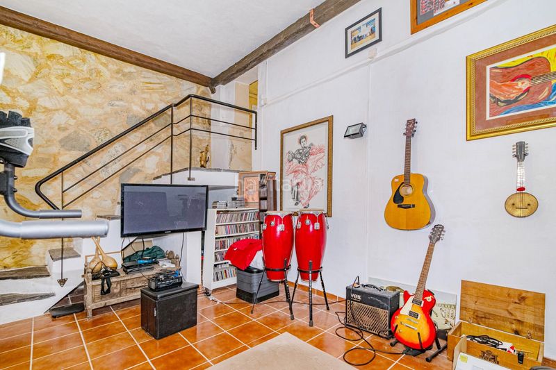 Foto c40a2681-6384-454f-86ba-d3b788f6d17c. Xalet amb aparcament a Gójar