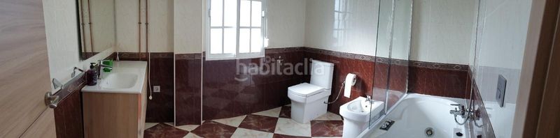Foto cbdaceea-dd95-412c-a1ad-e75915eab745. Xalet a Padul