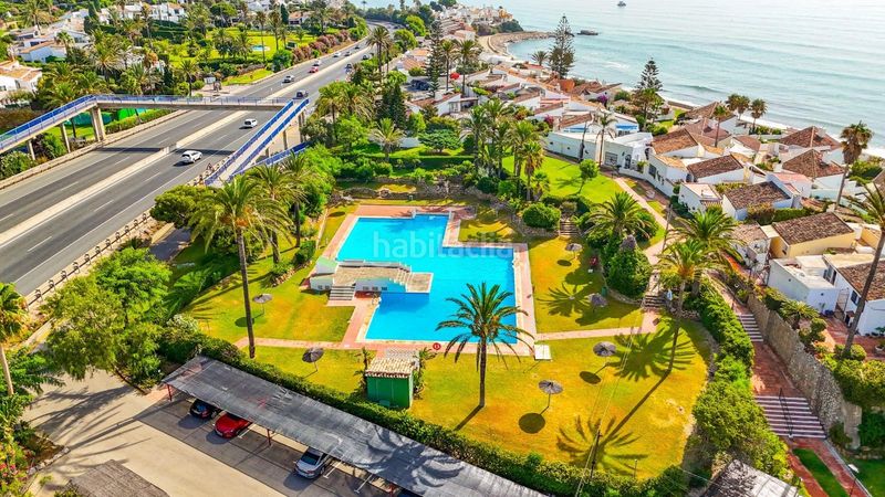 Foto 1bcba5a6-d72d-404c-938e-5497c02b997d. Casa aparellada amb calefacció a Bahía Dorada Estepona