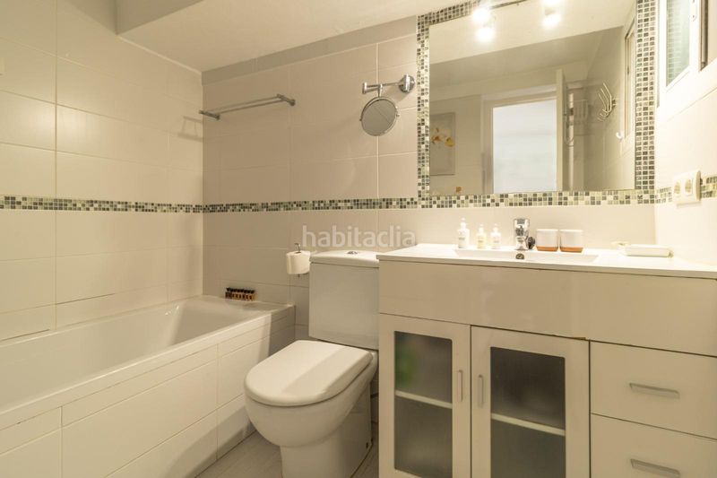 Foto 2c80c1ac-e8e4-4da4-be63-62d6cd824681. Casa aparellada amb calefacció a Bahía Dorada Estepona