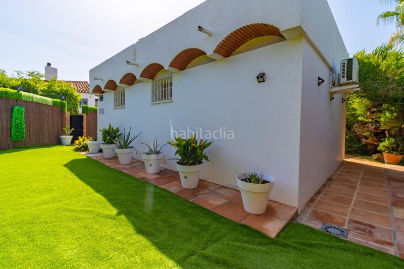 Foto 40463c50-09d8-4d05-bc5b-7294412f93b8. Casa aparellada amb calefacció a Bahía Dorada Estepona
