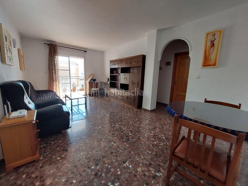 Foto e14712ce-b81e-4623-802b-40c322b6f559. Flat with parking in Centro Salobreña