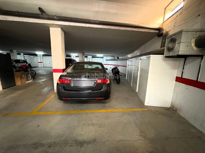 Foto a6718169-4e19-4b7c-a238-bc20f6fa2d8e. Flat with parking in Centro Salobreña