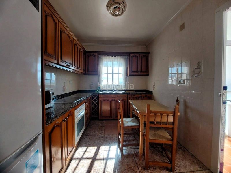 Foto 3671bd3e-8f4f-45d5-b25d-e729aafe9129. Casa a Centro Salobreña
