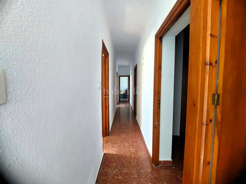 Foto 8eb2d706-8c89-4cda-a97b-9fdaec9c5ff8. Casa a Centro Salobreña