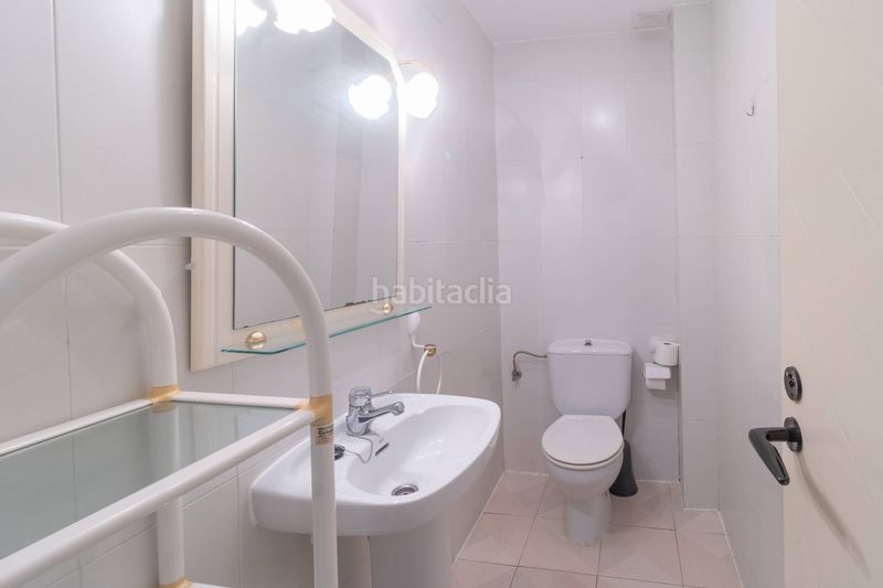Foto c1663436-7b42-4bf6-864a-3f8a31492b12. Casa amb aparcament piscina a Salobreña costa Salobreña
