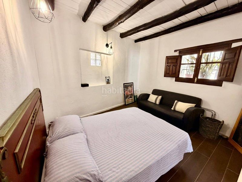 Foto 77a3a97f-f697-4d50-9993-b06704bf8ff9. Casa a Centro Salobreña