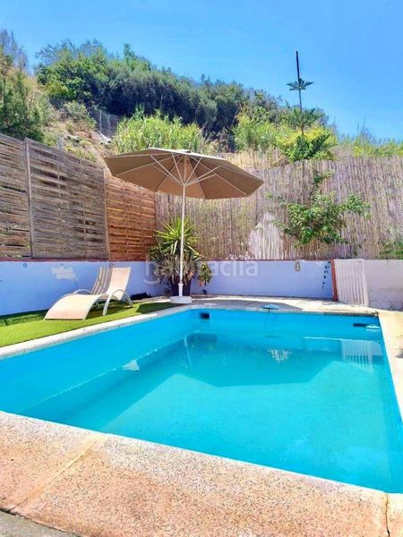 Foto 06c44d0e-180b-4d0b-856a-f039d89dc699. Masia amb aparcament piscina a Motril ciudad Motril