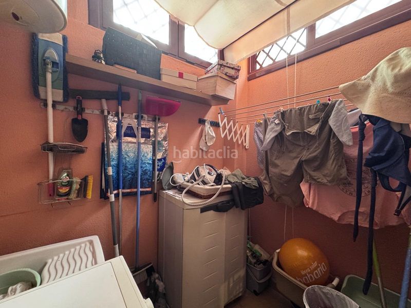 Foto 0bbdb301-691d-435c-a27e-1d00b6c6e01e. Casa aparellada amb calefacció aparcament piscina a Motril