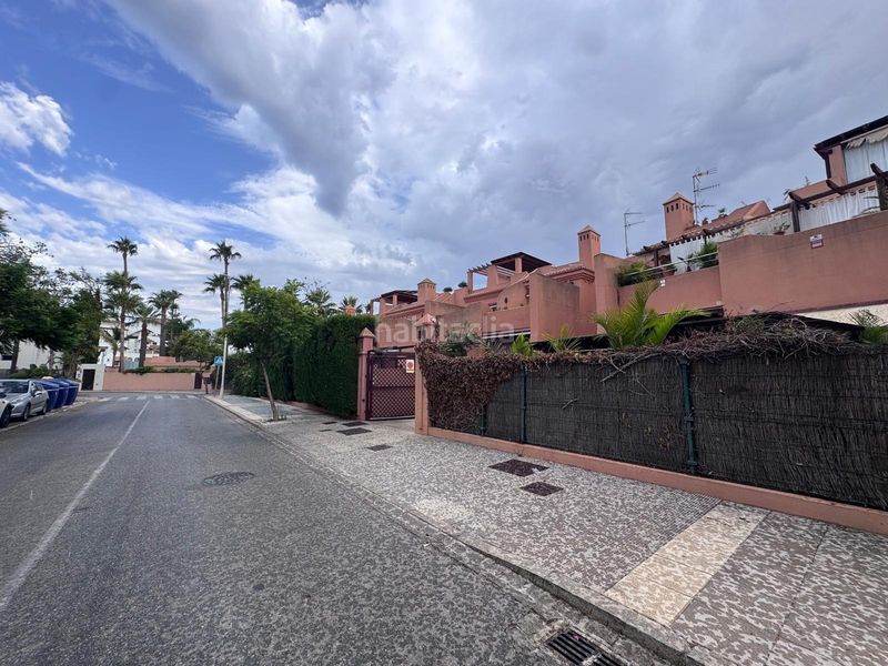 Foto 5468f74b-f553-456d-ba9e-90f32073a313. Casa aparellada amb calefacció aparcament piscina a Motril