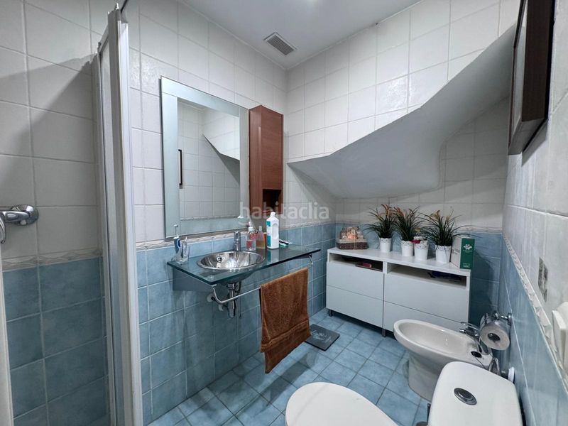 Foto d1658fd2-4a7d-440a-bc26-8f99dabdbf0e. Casa aparellada amb calefacció aparcament piscina a Motril