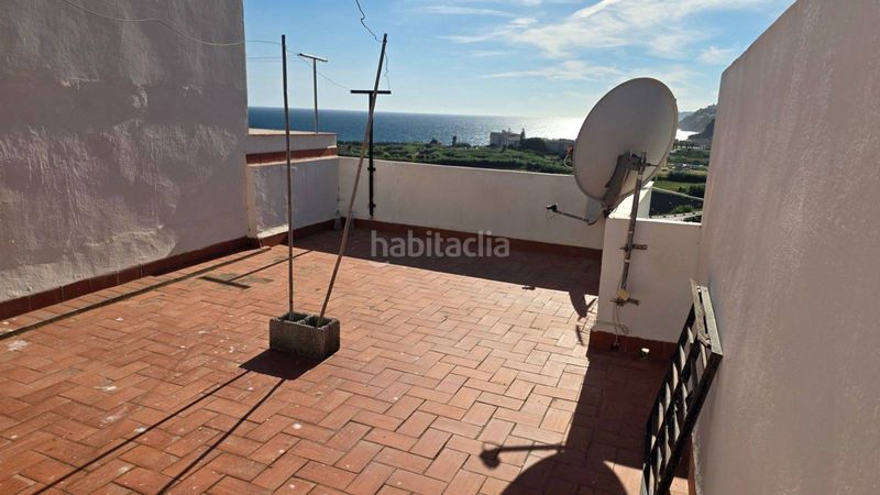 Foto 8d648987-b970-4e2b-b887-67158016d39a. Casa  con tres terrazas en Centro Salobreña