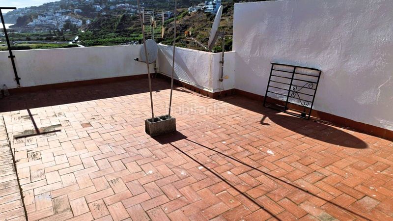 Foto b21a4497-6c87-4dfc-a21b-738f1a543fcc. Casa  con tres terrazas en Centro Salobreña