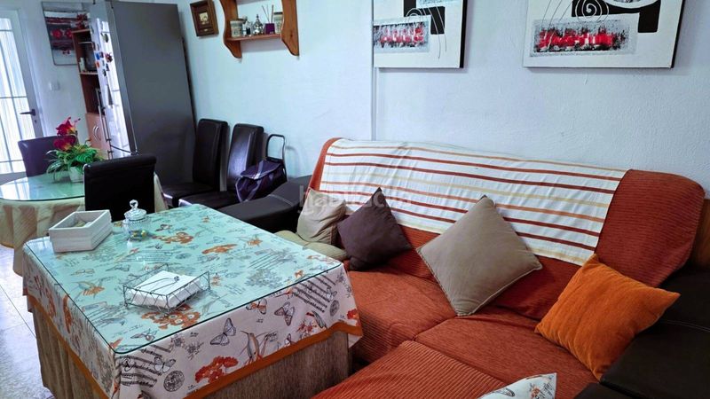 Foto fe99f3b8-a60e-4266-b253-1fd9e02391bd. Casa  con tres terrazas en Centro Salobreña