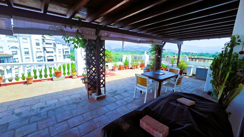 Foto 40d5f2d9-ef68-4f5d-822a-970ff261fc7d. Apartament amb piscina a Salobreña costa Salobreña