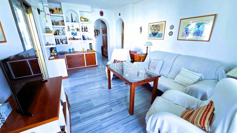 Foto a8aaa2ed-e65b-4fa2-b164-daf901b63beb. Apartament amb piscina a Salobreña costa Salobreña