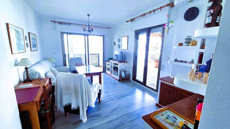 Foto f7898d95-bc7f-4b07-a394-1101042aae7c. Apartament amb piscina a Salobreña costa Salobreña