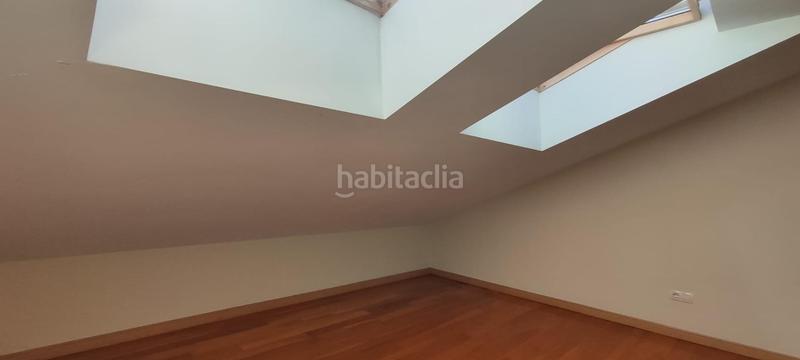 Foto c6b9b794-e77f-4f1a-aab1-4dbd73846337. Duplex con riscaldamento in El Parque - Zapatón Torrelavega