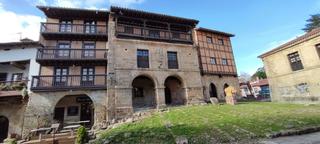 Attique à Santillana del Mar. Áticodúplex en el corazón histórico de santillana del mar.