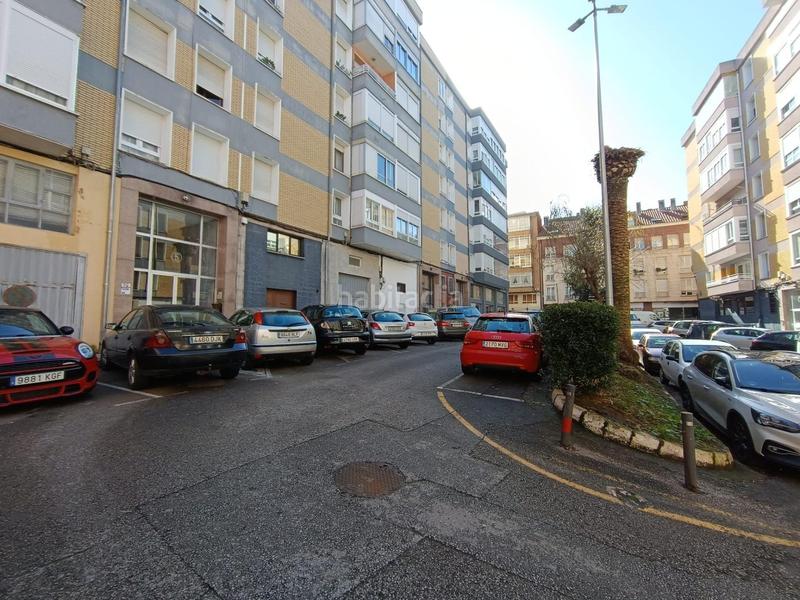 Foto 6d0ebd99-8786-4ce5-a761-2d284dedc251. Local comercial  o almacen en pleno centro en Torrelavega