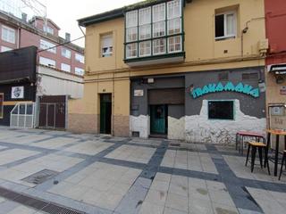 Pis a Centro. Conjunto de edificaciones con múltiples posibilidades  de invers