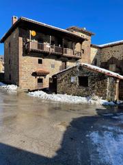 Maison à Polaciones. Casa típica montañesa en polaciones