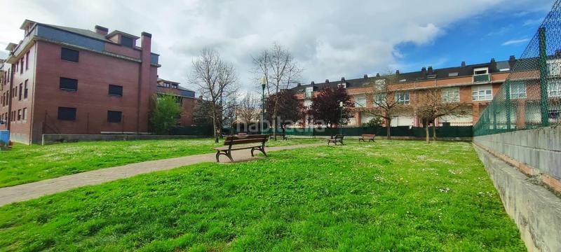 Foto 7ea3a9a4-e5b4-41a6-a208-60219b72b133. Dúplex amb calefacció aparcament a Sierrapando Torrelavega