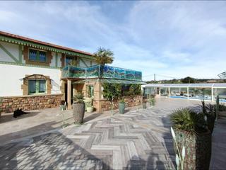 Casa a Cuchía. Bonita y coqueta casa con piscina y apartamento adicional en cud