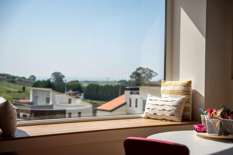 Foto 01e57ef3-9d7f-491e-aafe-8bda078a2bbb. Chalet unifamiliar con vistas al mar. en Suances