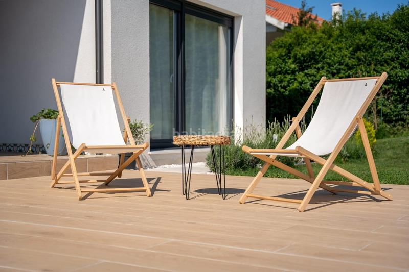 Foto 503f0df1-bf1b-4fa3-83b3-3a23091e6f57. Chalet unifamiliar con vistas al mar. en Suances