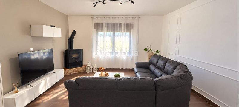 Foto ebc28c2a-2d76-47be-9836-309d33b2b136. Haus mit heizung parking in San Felices de Buelna