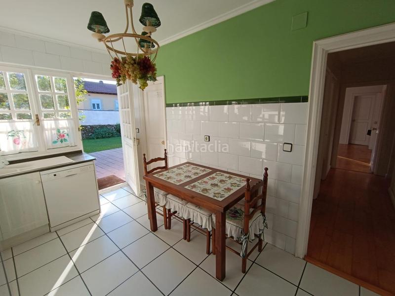 Foto 09931f29-d55b-44db-a8a4-6ab54dcd888c. Casa amb calefacció aparcament a Sierrapando Torrelavega