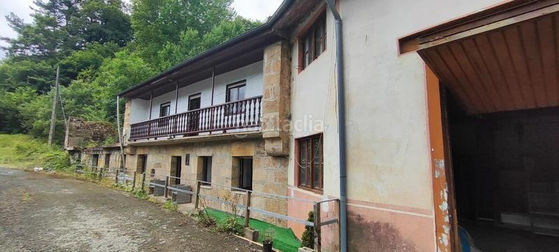 Foto e45eeadd-1f2e-40cf-8c4c-ae97e9c17fbd. Casa encanto rural con potencial . en Luena