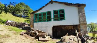 Maison à San Pedro del Romeral. Refugio natural en san pedro del romeral.